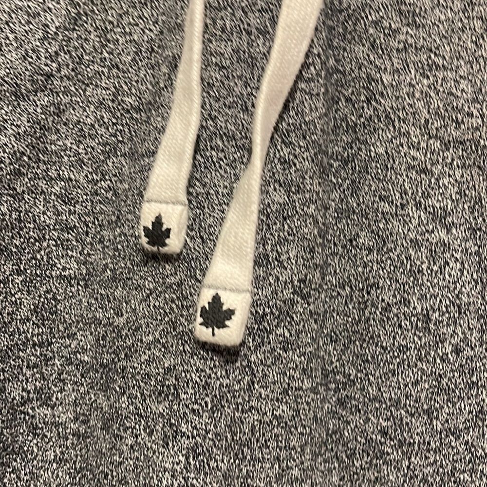 Canadiana sweatshirt Xsmall  - Picture 5 of 8